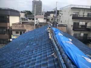 瓦　台風　瓦補修　屋根補修　屋根修理　雨漏り